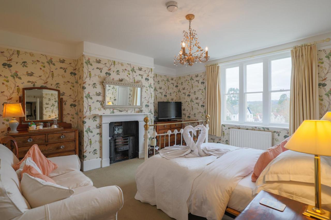 The Waltons Bed & Breakfast Dorking Exterior photo
